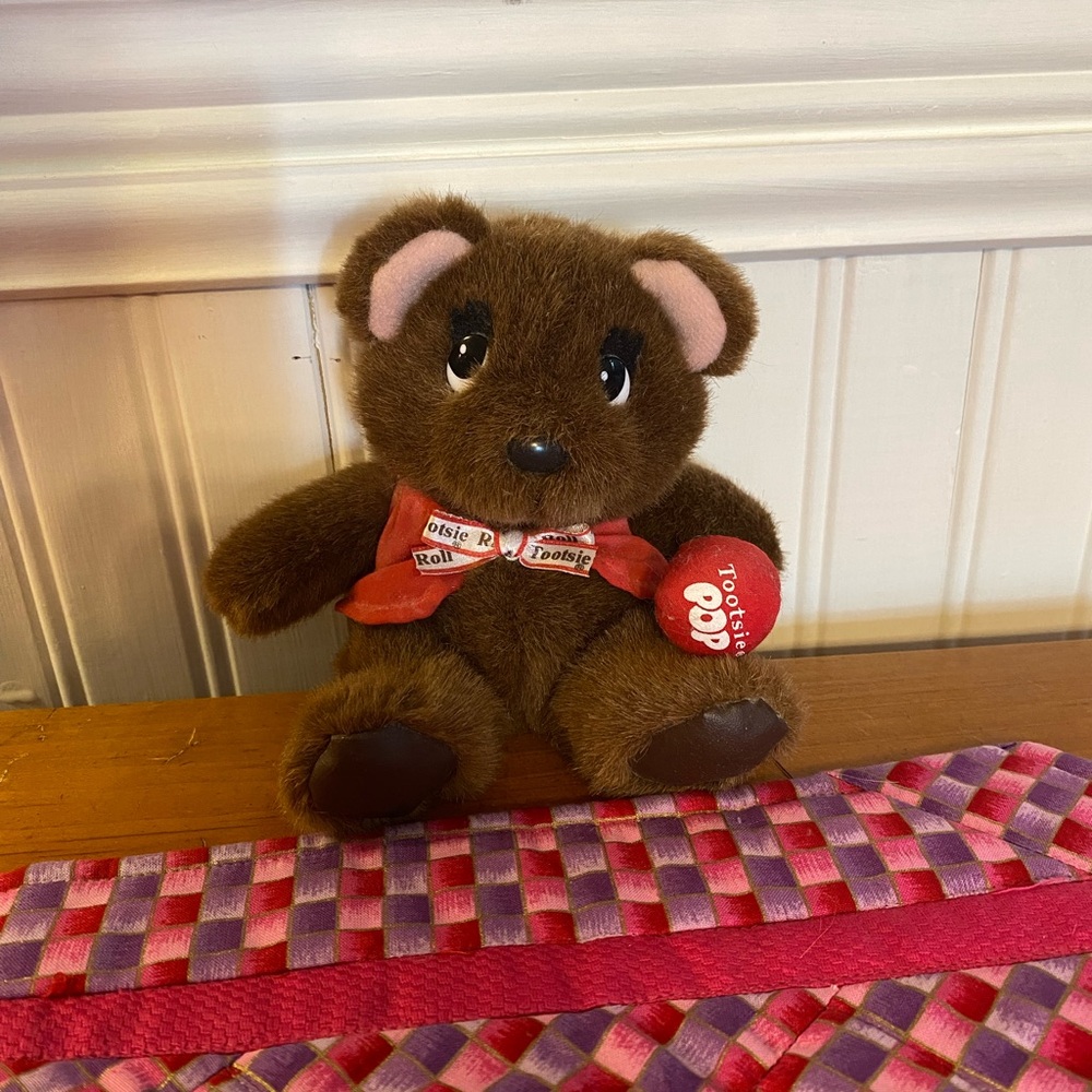 Tootsie Roll bear